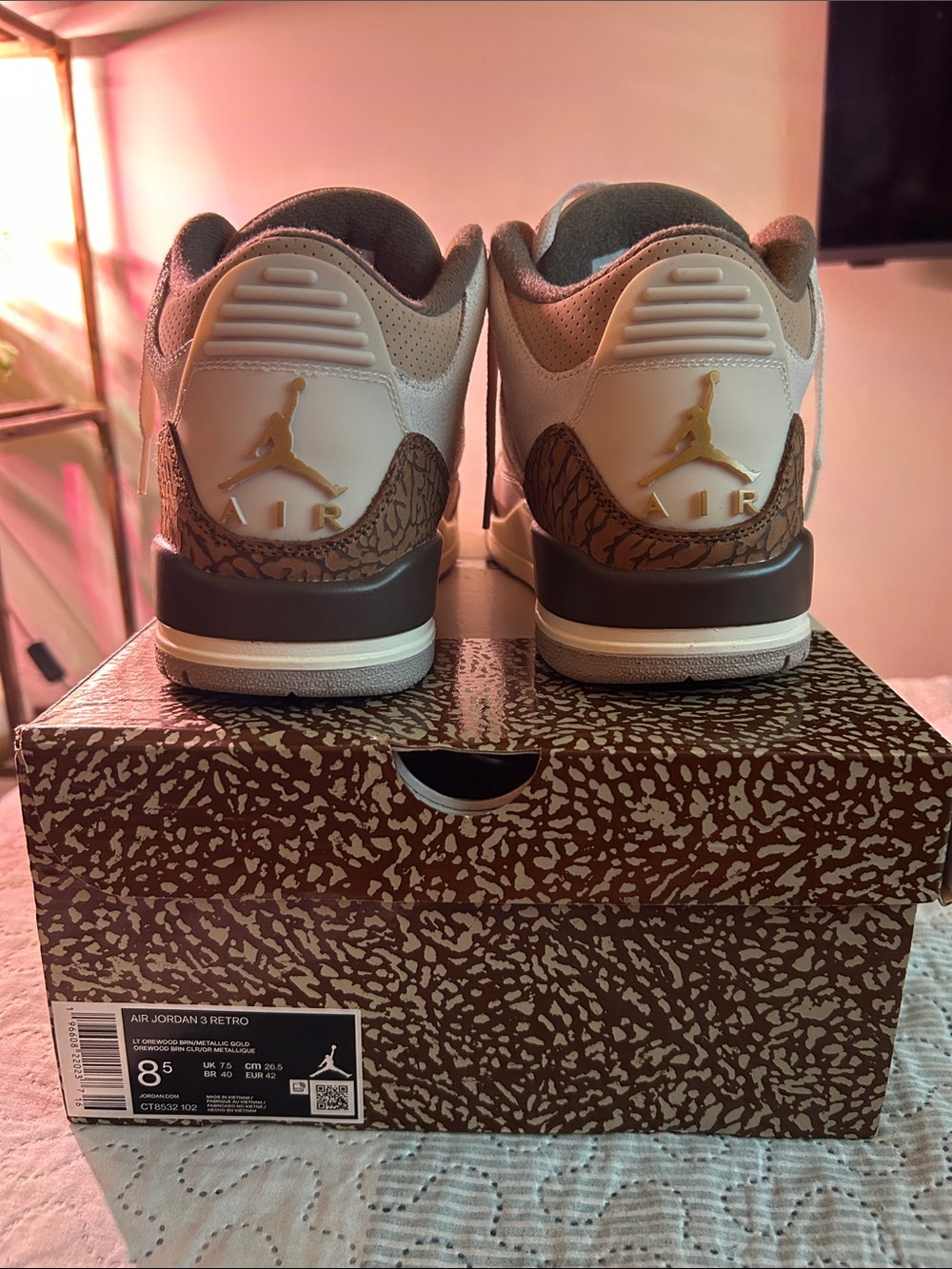 Jordan retro 3 crestwood brown